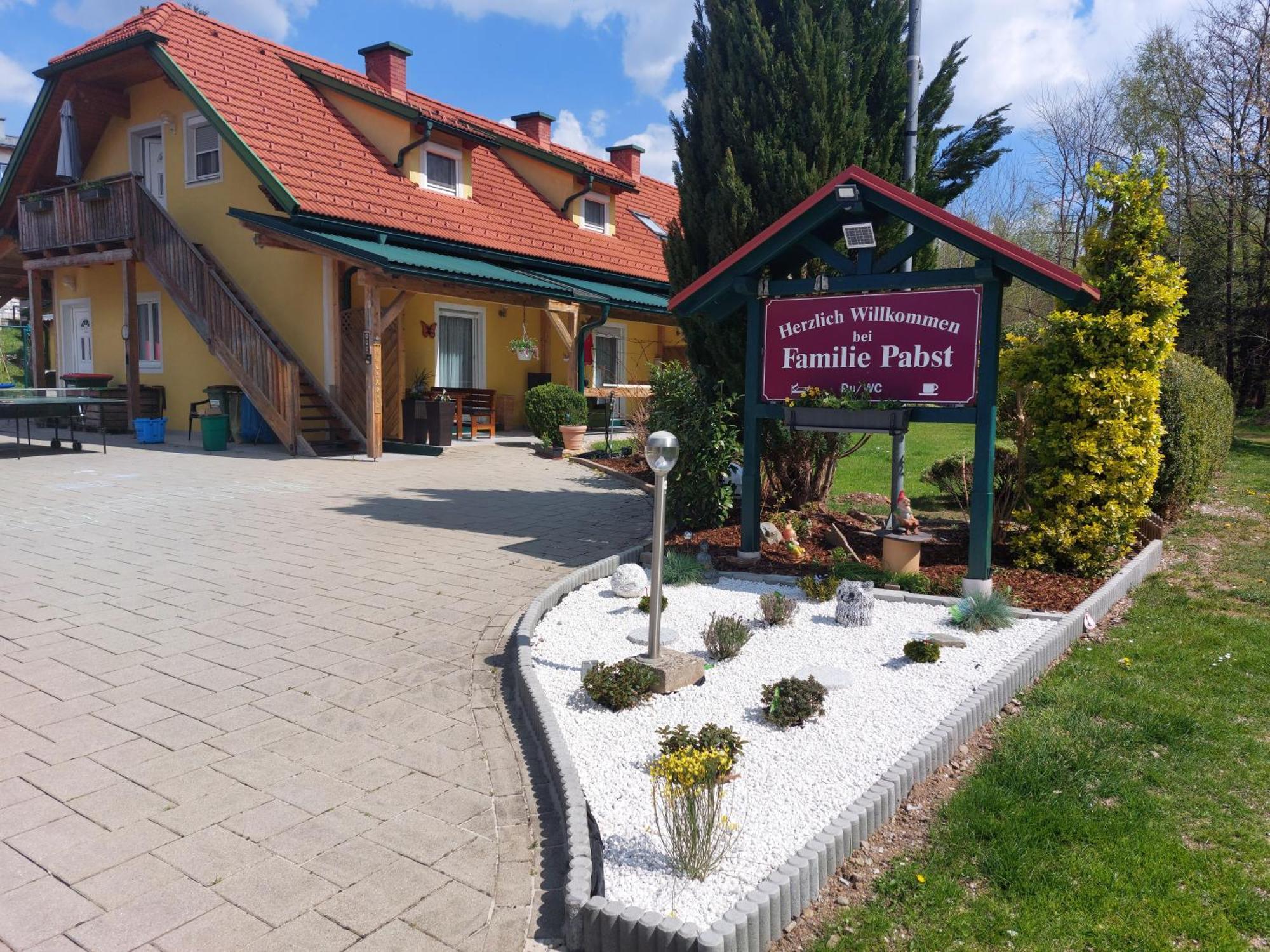 Haus Mit Garten Familie Pabst Maria Lankowitz Room photo